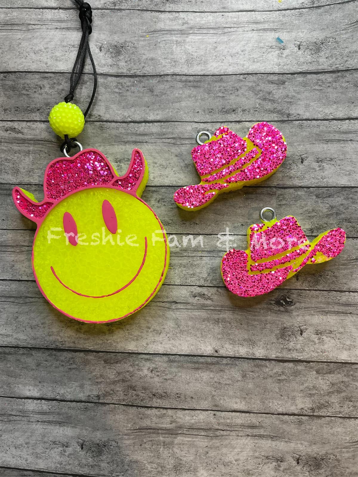 COWBOY SMILEY + HATS VENT CLIP SET