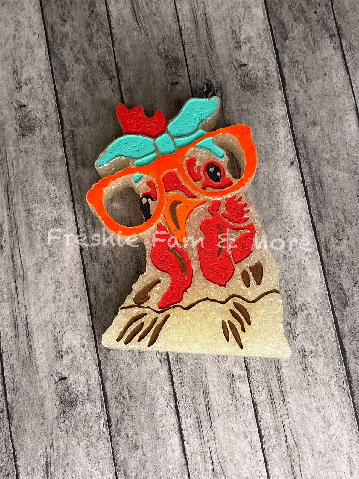 ROOSTER WITH GLASSES