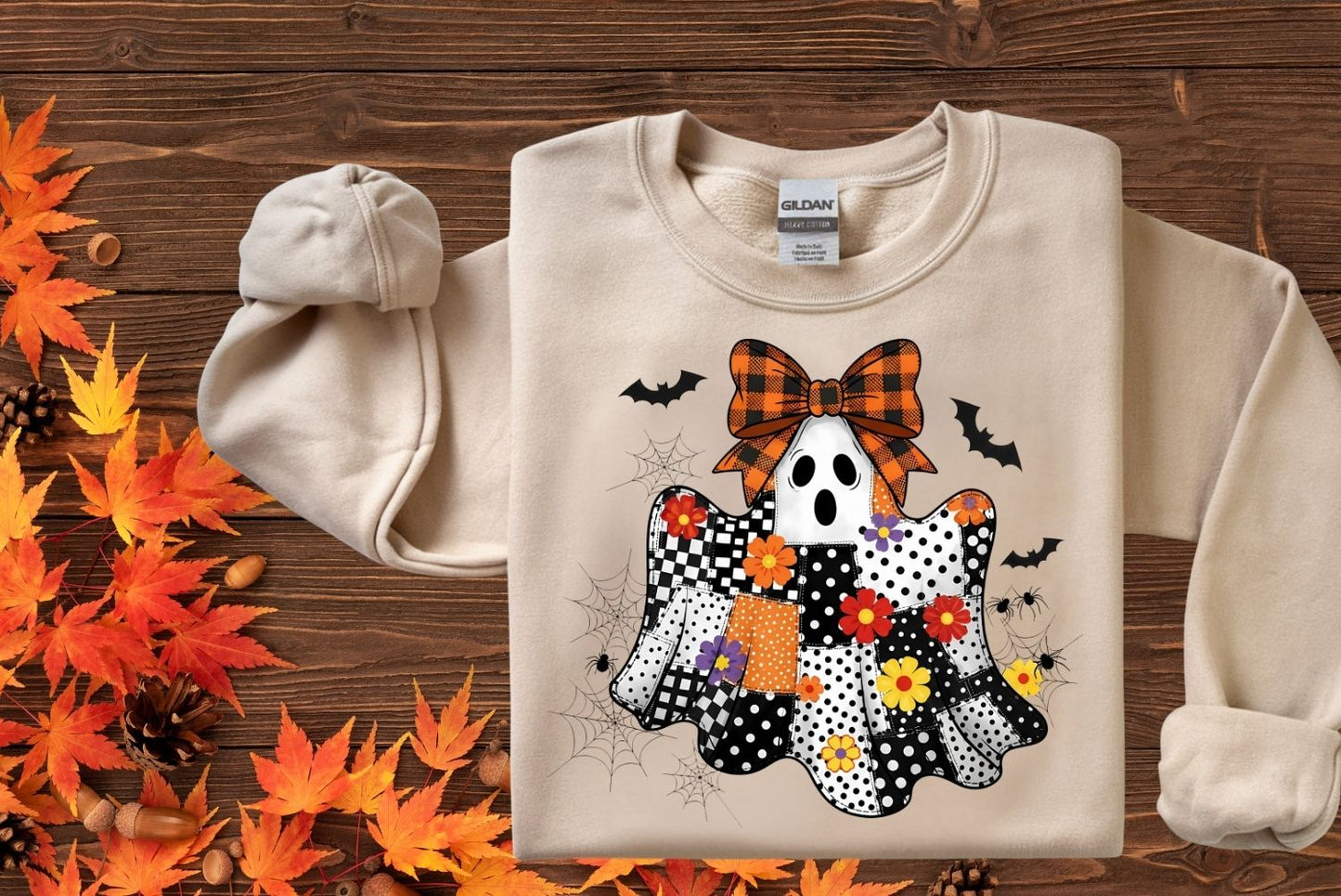 QUILTED PREPPY GHOST WITH BOW