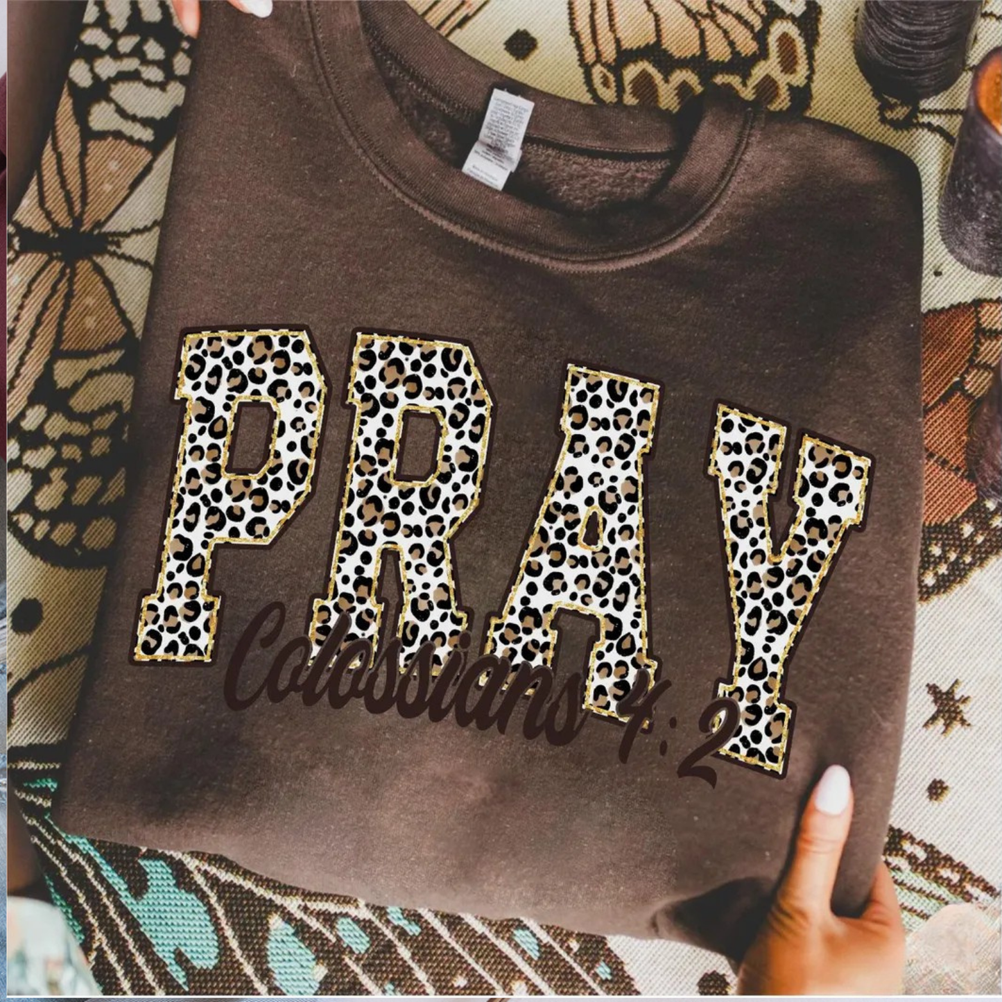 CHEETAH PRAY